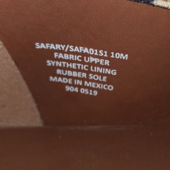 NWOB STEVE MADDEN SAFARI LEOPARD SNEAKERS - Picture 8 of 8